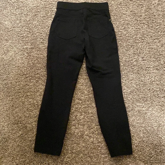 Spanx xs black straight leg crop pull on elastic waist pants - great condition - Picture 5 of 5